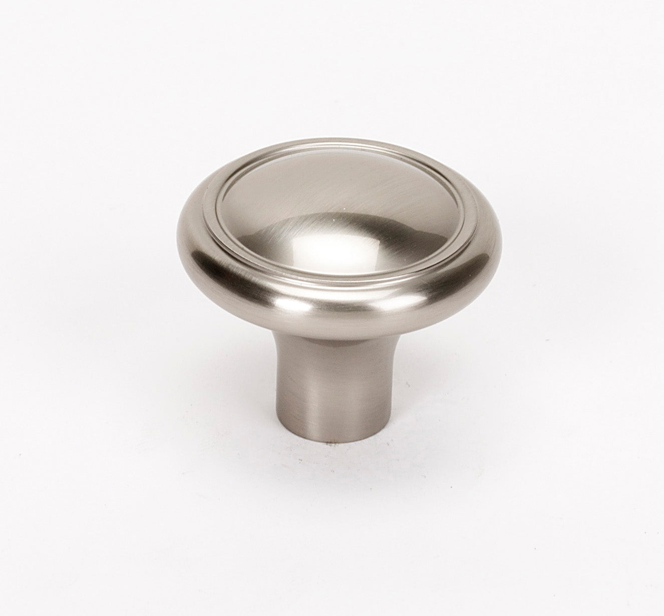 Colonial Knob 1 1/2"