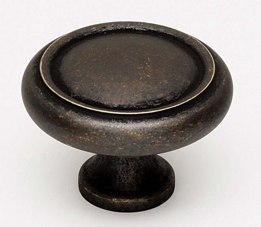 Old-Fashioned Barcelona Knob 1.75"