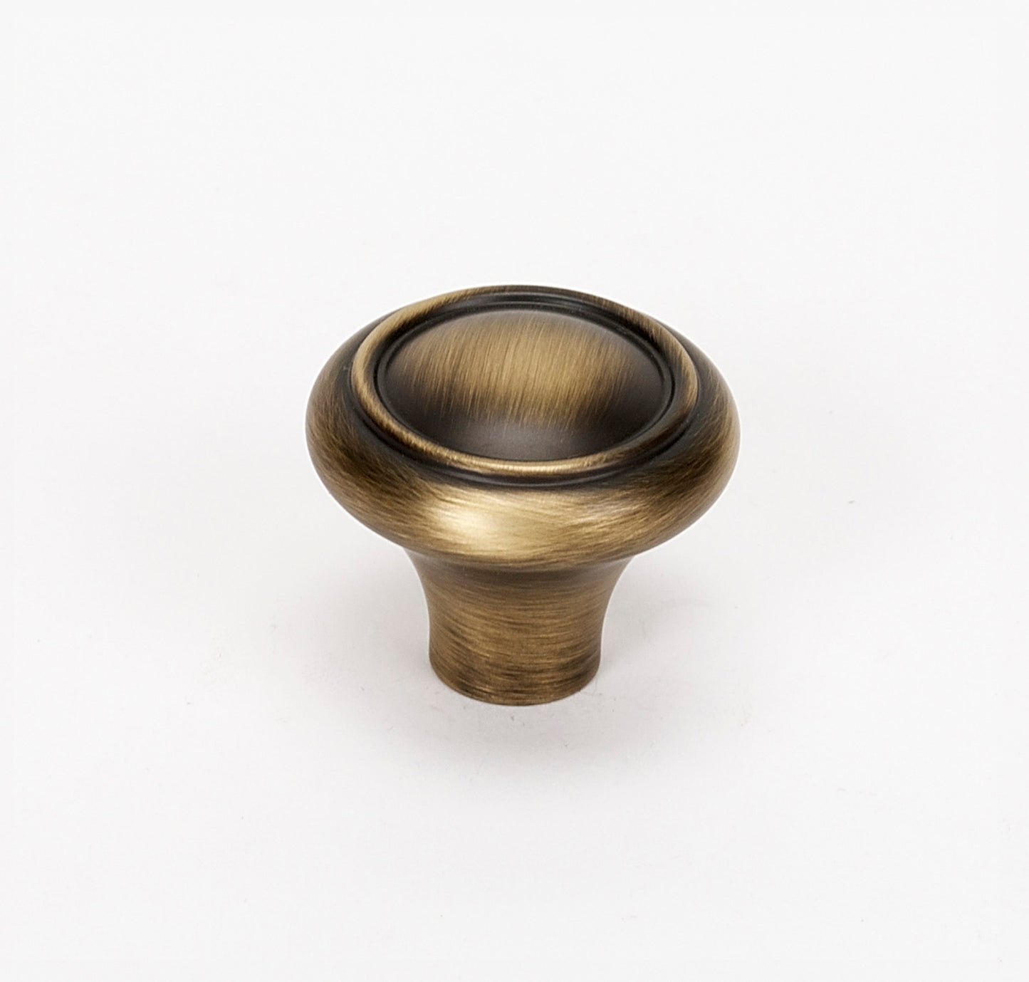 Colonial Knob 1 1/2"