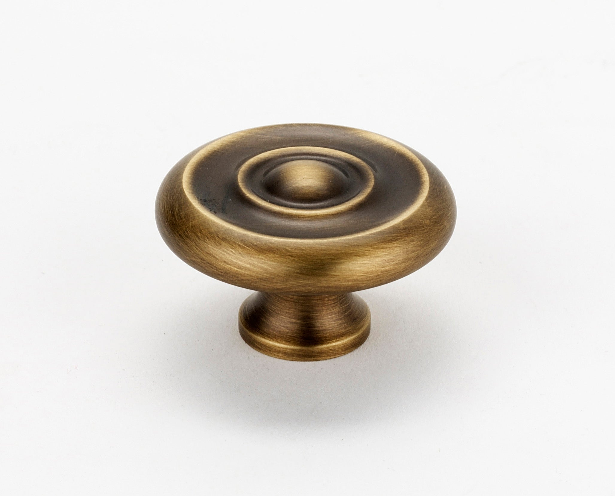 Traditional Knob 3/4