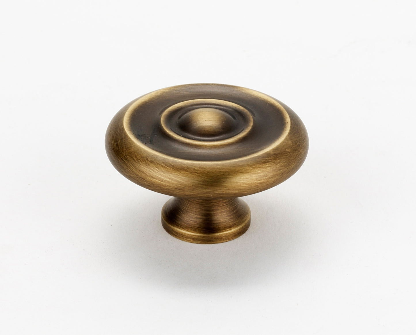 Traditional Knob 1.25" (Multiple Finishes)