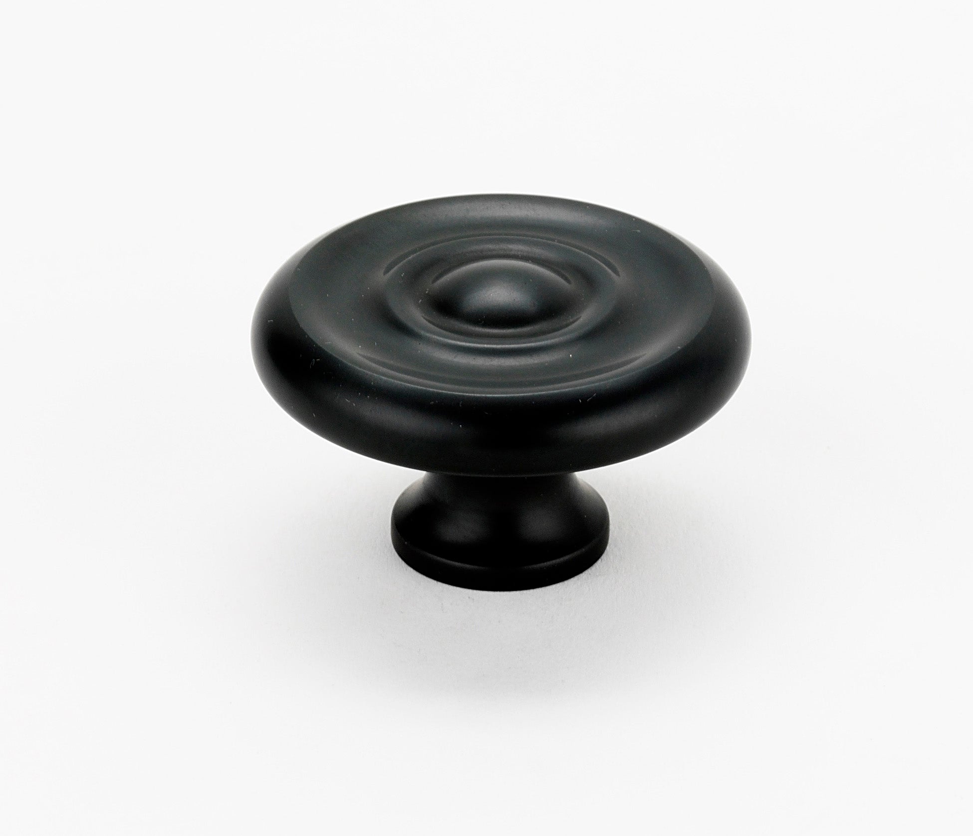 Traditional Knob 3/4