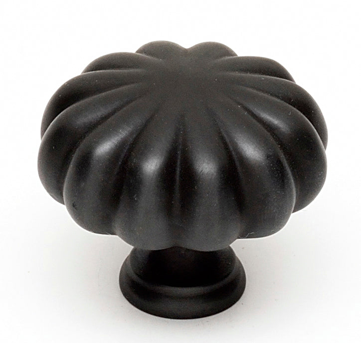 Petal Knob 1 1/4" (Multiple Finishes)