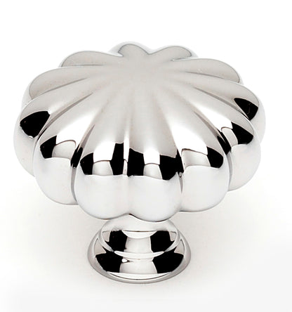 Petal Knob 1 1/4" (Multiple Finishes)