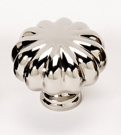 Petal Knob 1 1/4" (Multiple Finishes)