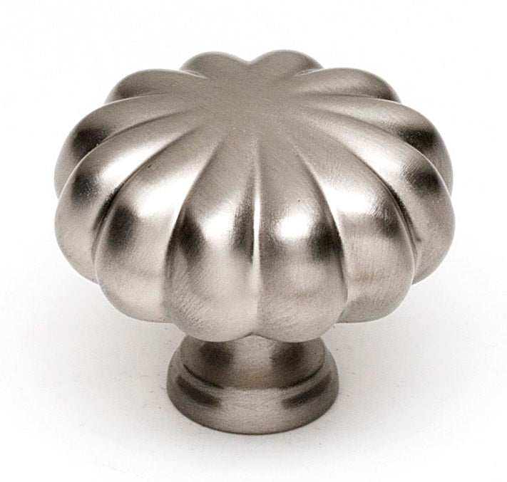 Petal Knob 1 1/4" (Multiple Finishes)