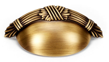 Ribbon & Reed Cup Pull 3"
