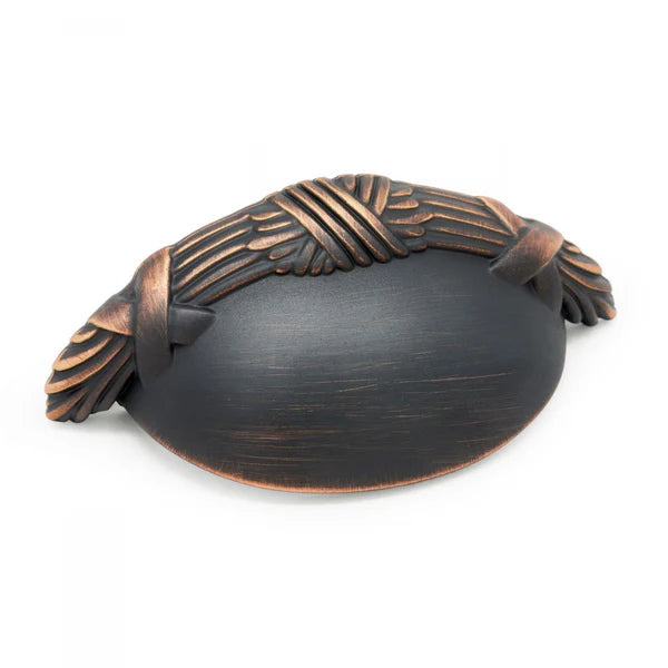 Ribbon and Reed Cup pull