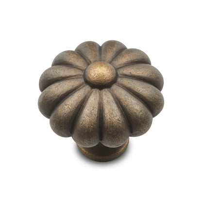 Flower Knob 1 1/2"