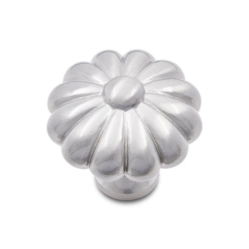 Flower Knob 1 1/2"