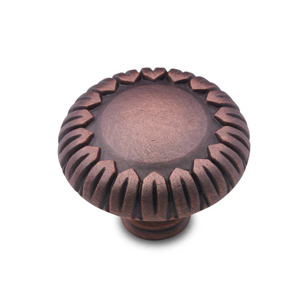 Petals Edge Knob 1 1/2"