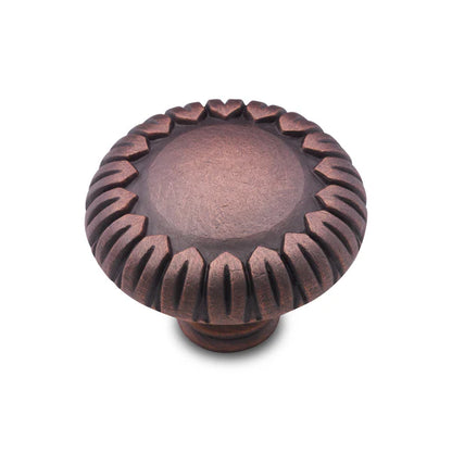 Petals Edge Knob 1 1/2"
