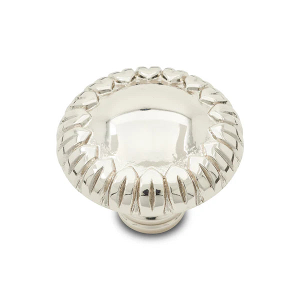 Petals Edge Knob 1 1/2