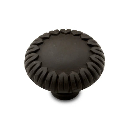 Petals Edge Knob 1 1/2"