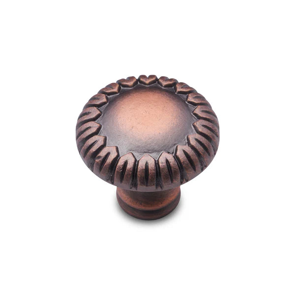 Petals Edge Knob 1 1/4"