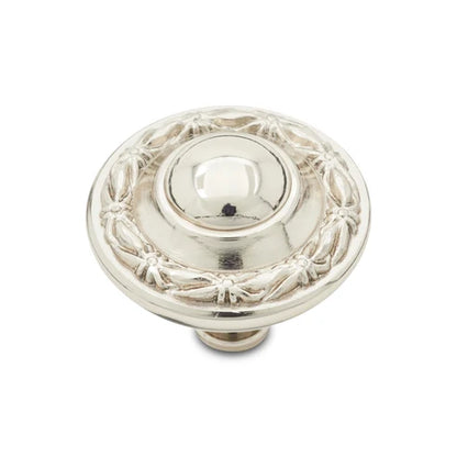 Deco-Leaf Edge Knob 1 1/2"