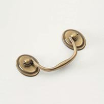 Antique Brass Oval Bail Pull